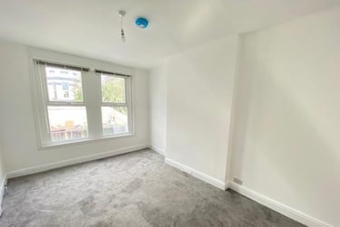 3 bed flat, Wesley Avenue, Peverell, Plymouth, PL34RA - Image 6